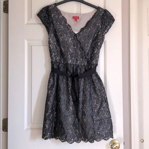 NWT Elle black lace shimmer dress - size 10
